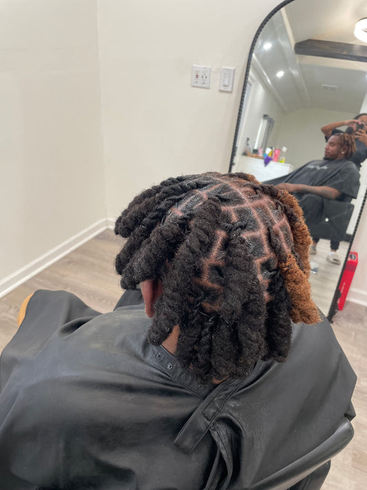 Locs Retwist & Style ( Above Shoulder 8”-14”)